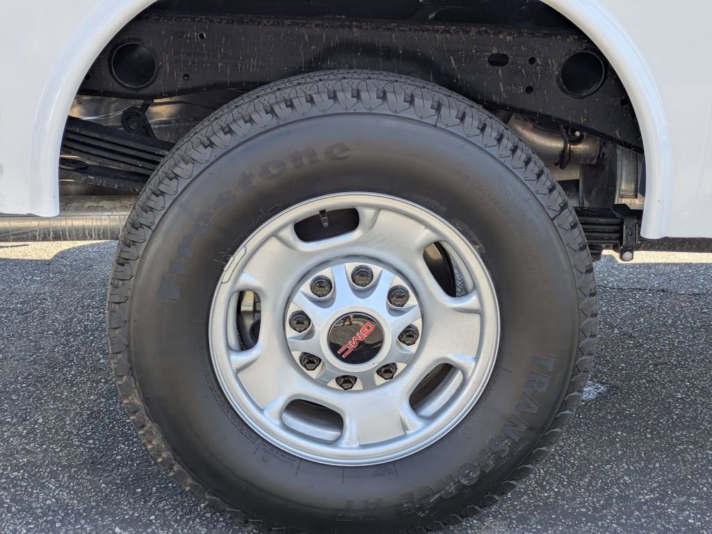 New 2025 GMC Sierra 2500 Pro w/ Convenience Package image 16