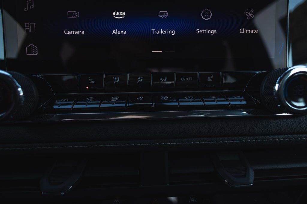 New 2025 Chevrolet Colorado LT w/ LT Convenience Package image 22