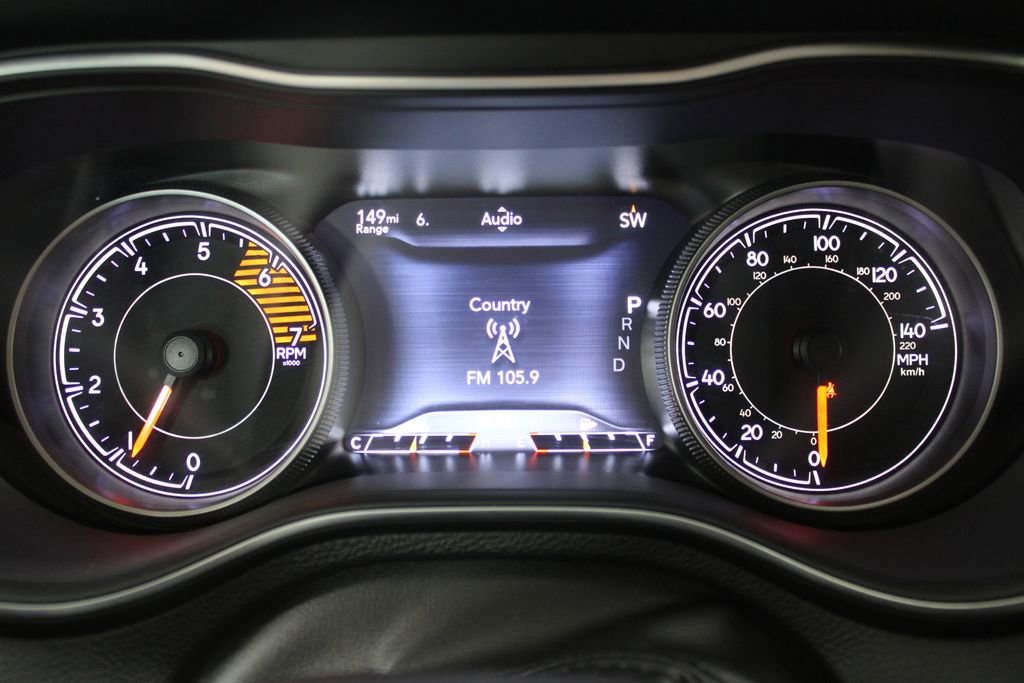 Used 2019 Jeep Cherokee Limited AWD/4WD image 34