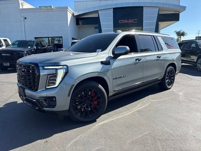 Certified 2026 GMC Yukon XL Denali w/ Denali Reserve Package AWD/4WD image 1