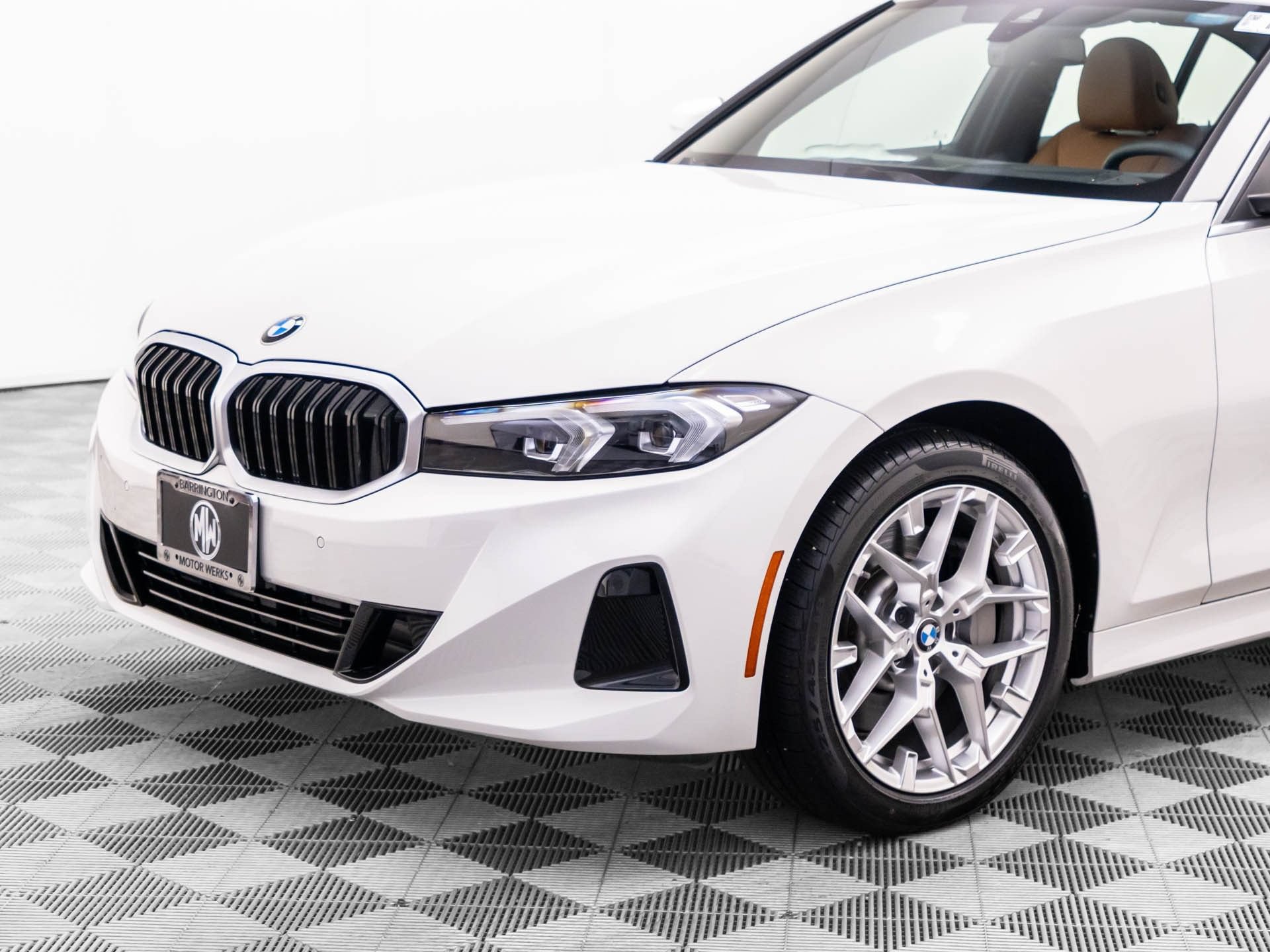 Used 2025 BMW 330i xDrive Sedan w/ M Sport Package AWD/4WD image 35