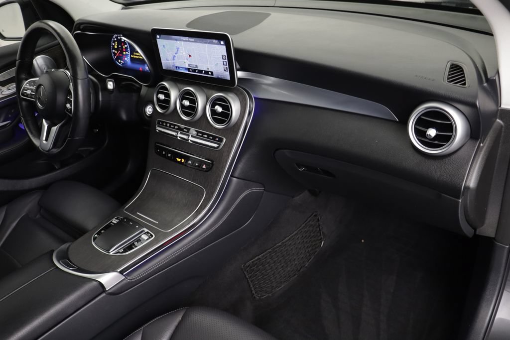 Used 2020 Mercedes-Benz GLC 300 4MATIC image 22