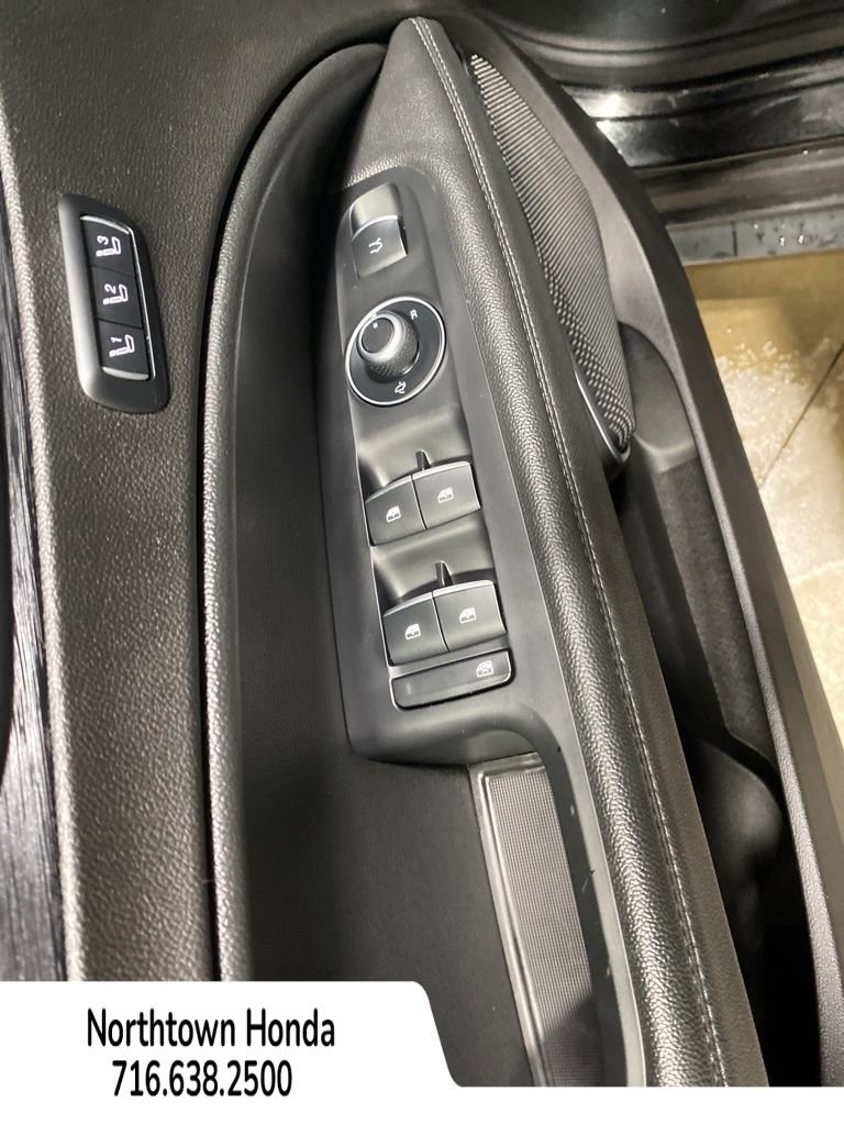 Used 2021 Alfa Romeo Stelvio Sprint w/ Sun & Sound Package image 19