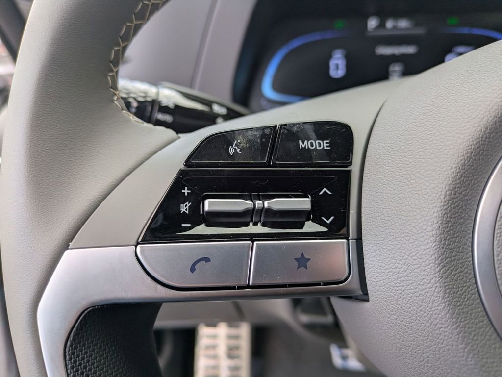 New 2025 Hyundai Elantra Sport image 19