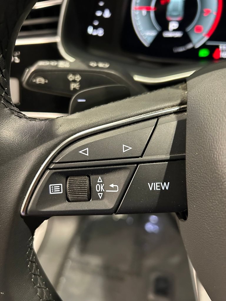 Used 2022 Audi Q8 Premium Plus AWD/4WD image 18