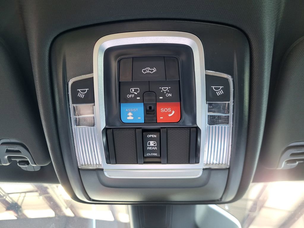 New 2026 RAM 1500 4x4 Crew Cab image 31