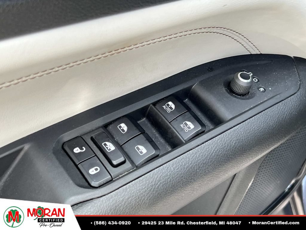 Used 2024 Jeep Compass Limited AWD/4WD image 15