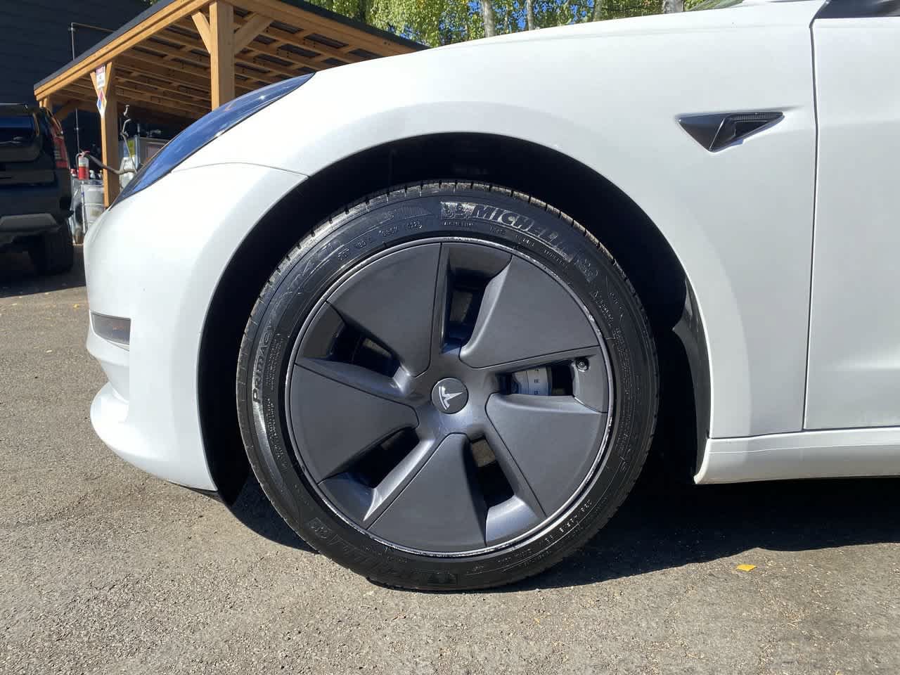 Used 2023 Tesla Model 3 Standard Range RWD image 10