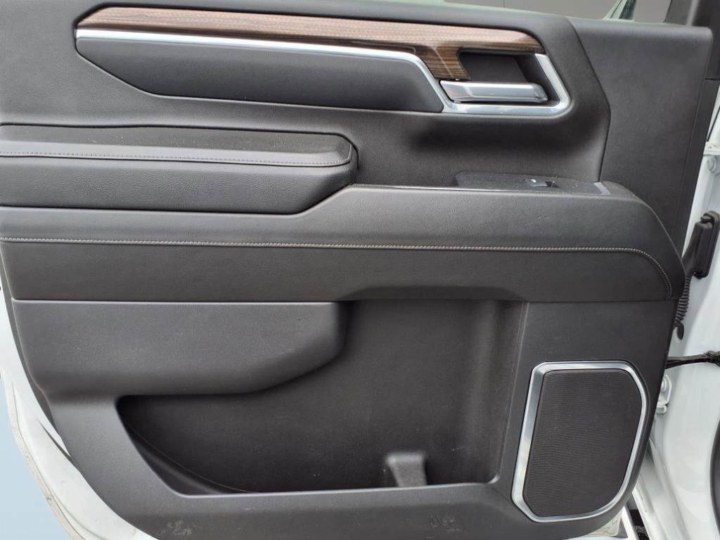 Used 2024 Chevrolet Silverado 2500 LT image 4