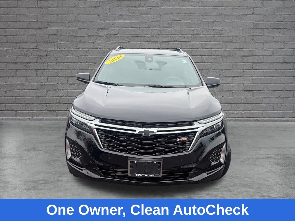 Used 2023 Chevrolet Equinox RS AWD/4WD image 2