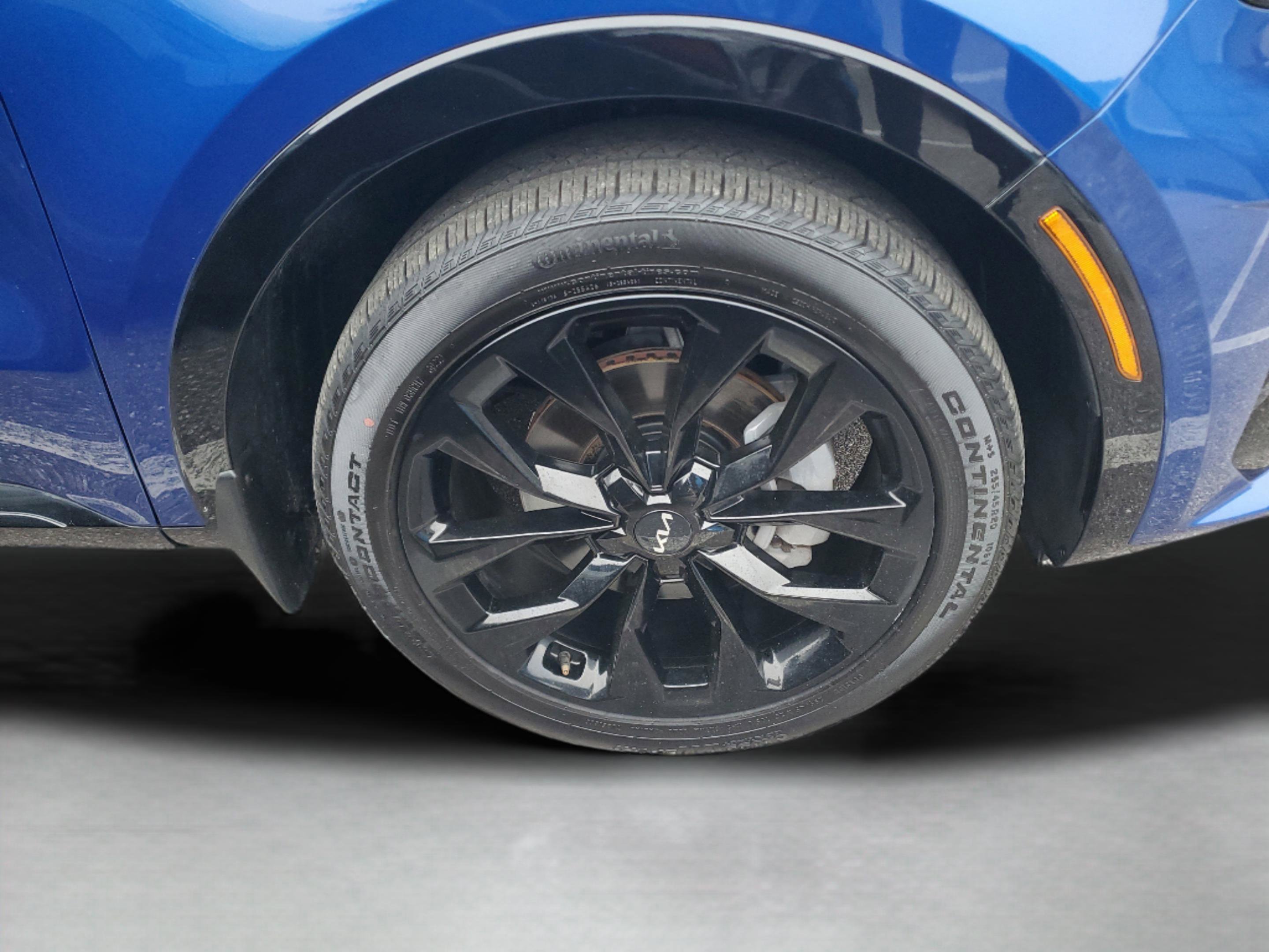 Certified 2023 Kia Sorento SX image 6