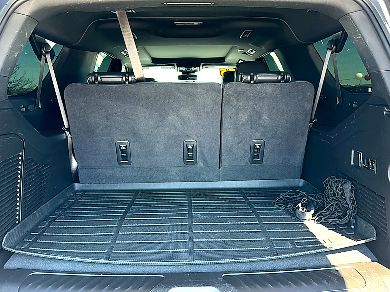 Used 2025 GMC Yukon XL Elevation image 22