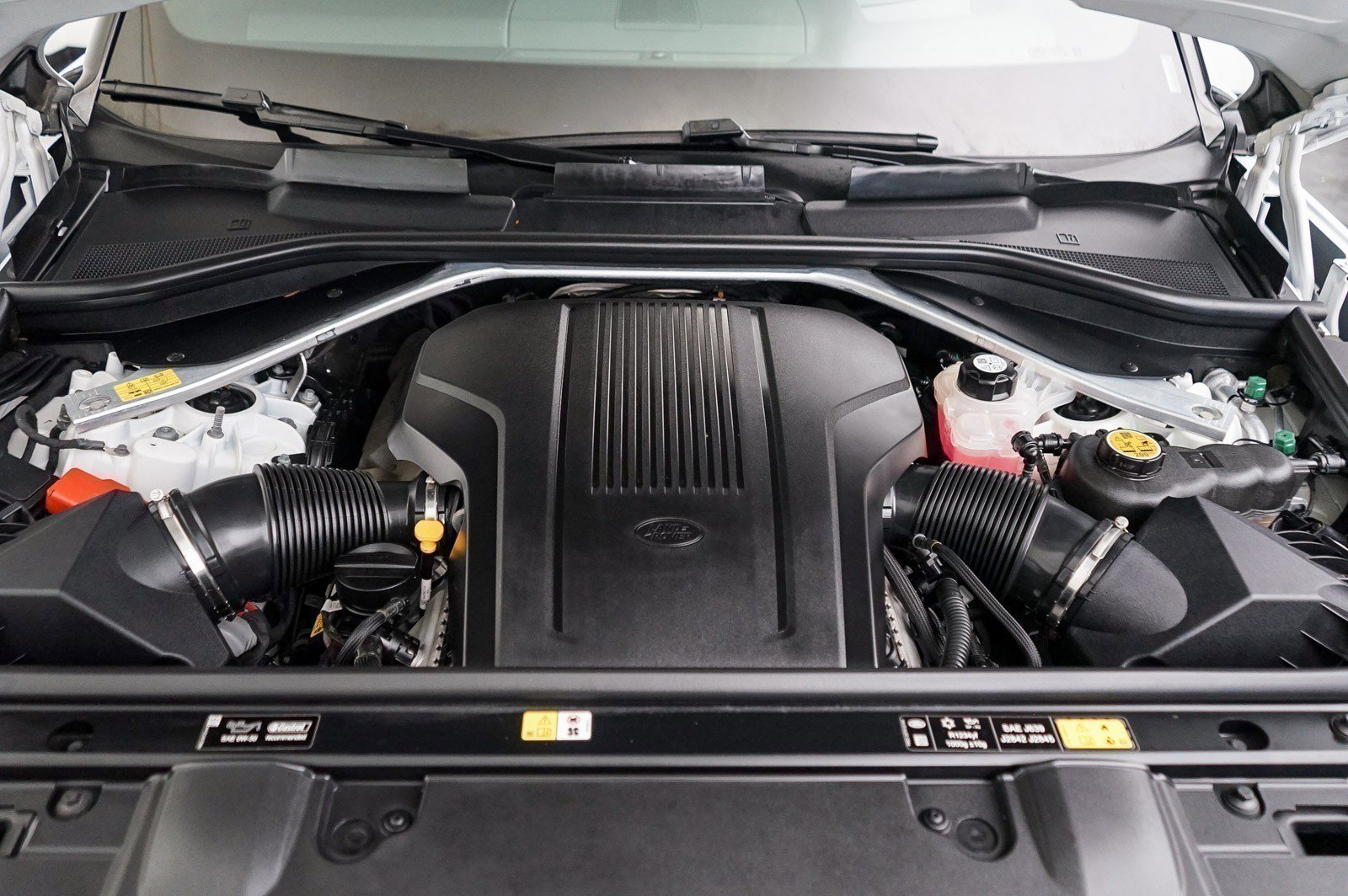 Used 2024 Land Rover Range Rover Long Wheelbase Autobiography AWD/4WD image 28