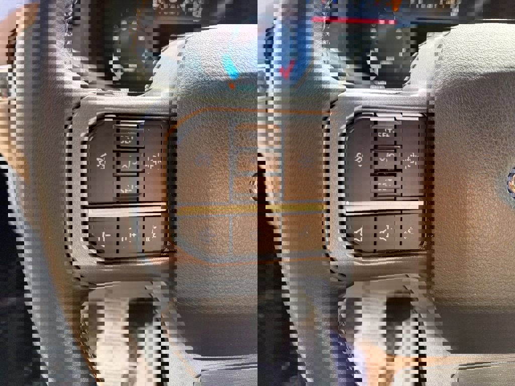 Used 2025 Ford F150 XLT w/ Equipment Group 301A Standard image 19