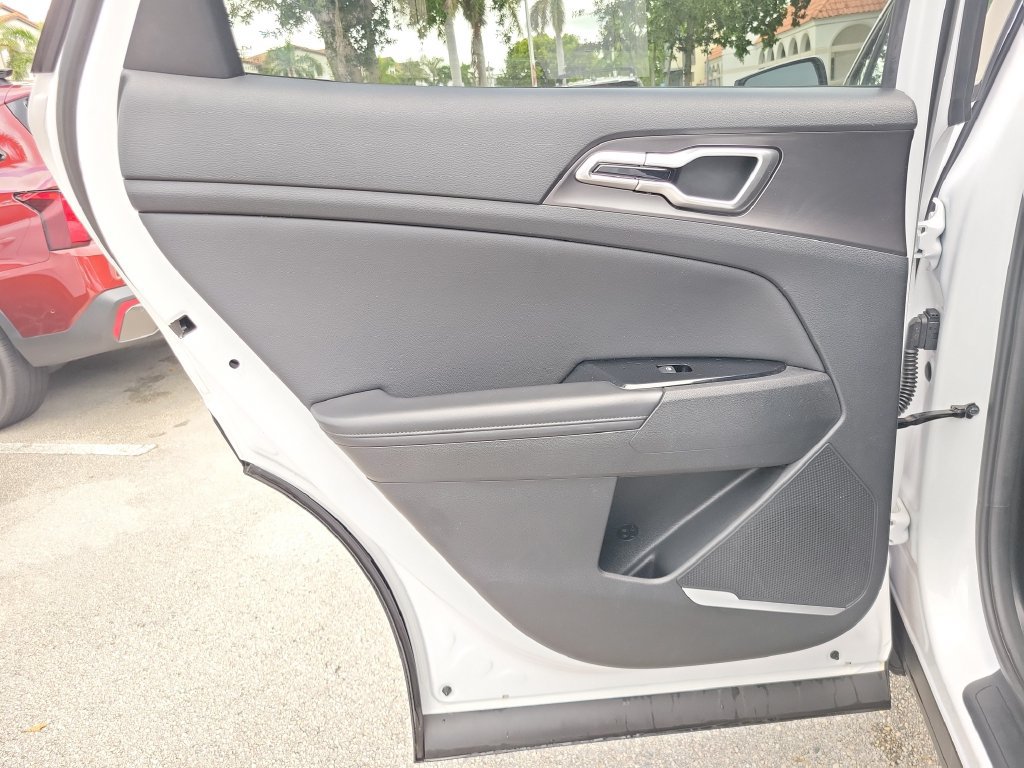 Certified 2024 Kia Sportage EX FWD image 14