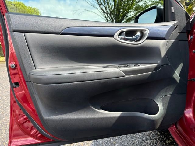 Used 2017 Nissan Sentra SR w/ SR Premium Technology Package FWD image 11