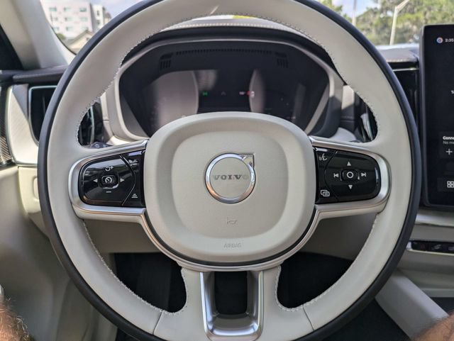New 2026 Volvo XC60 T8 Ultra w/ Protection Package Premier AWD/4WD image 28