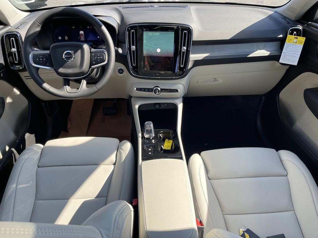 New 2026 Volvo XC40 B5 Plus w/ Protection Package Premier image 16