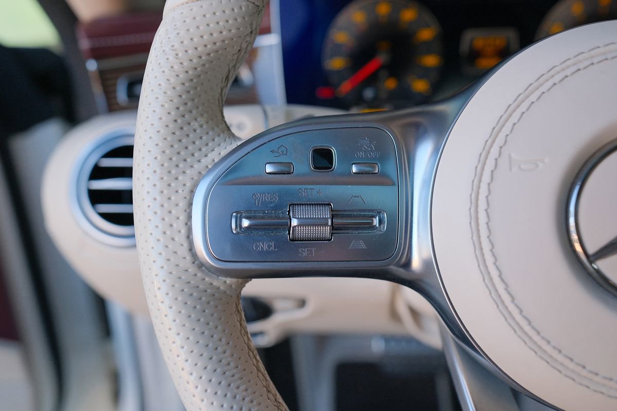 Used 2019 Mercedes-Benz S 560 Sedan image 17