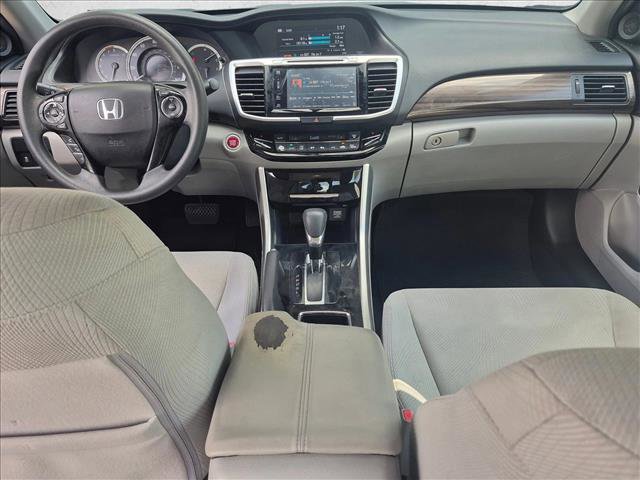 Used 2016 Honda Accord EX image 16