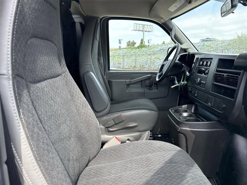 Used 2024 Chevrolet Express 2500 w/ Driver Convenience Package image 22