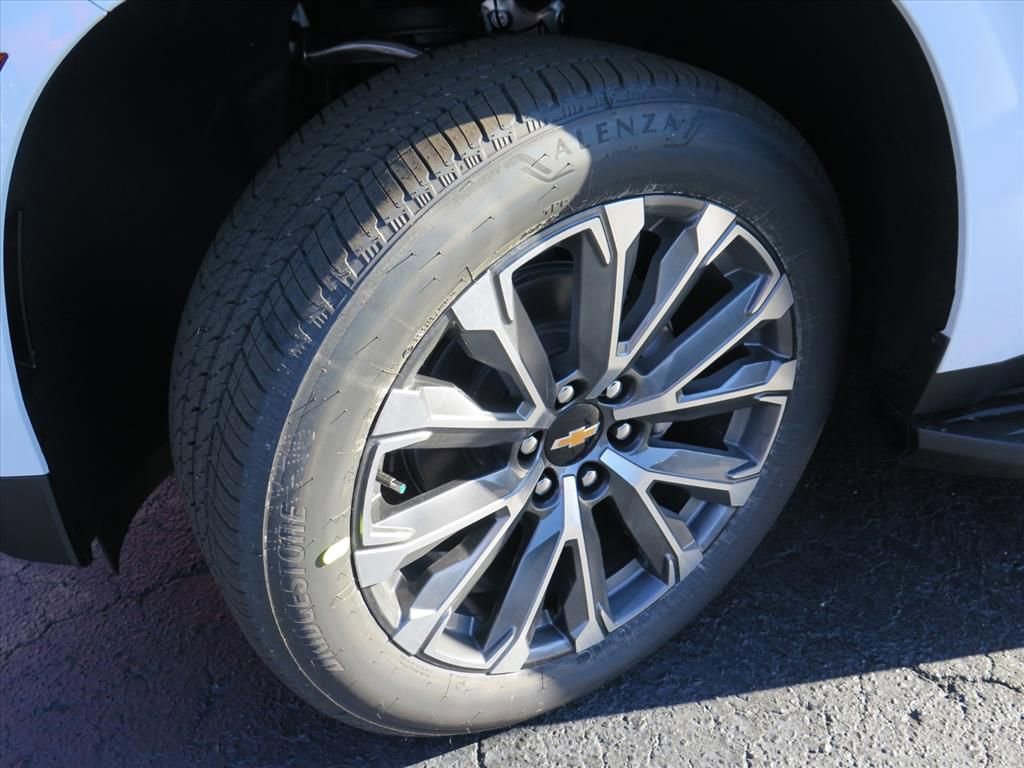 Used 2026 Chevrolet Tahoe High Country w/ Sun And Tow Package image 14