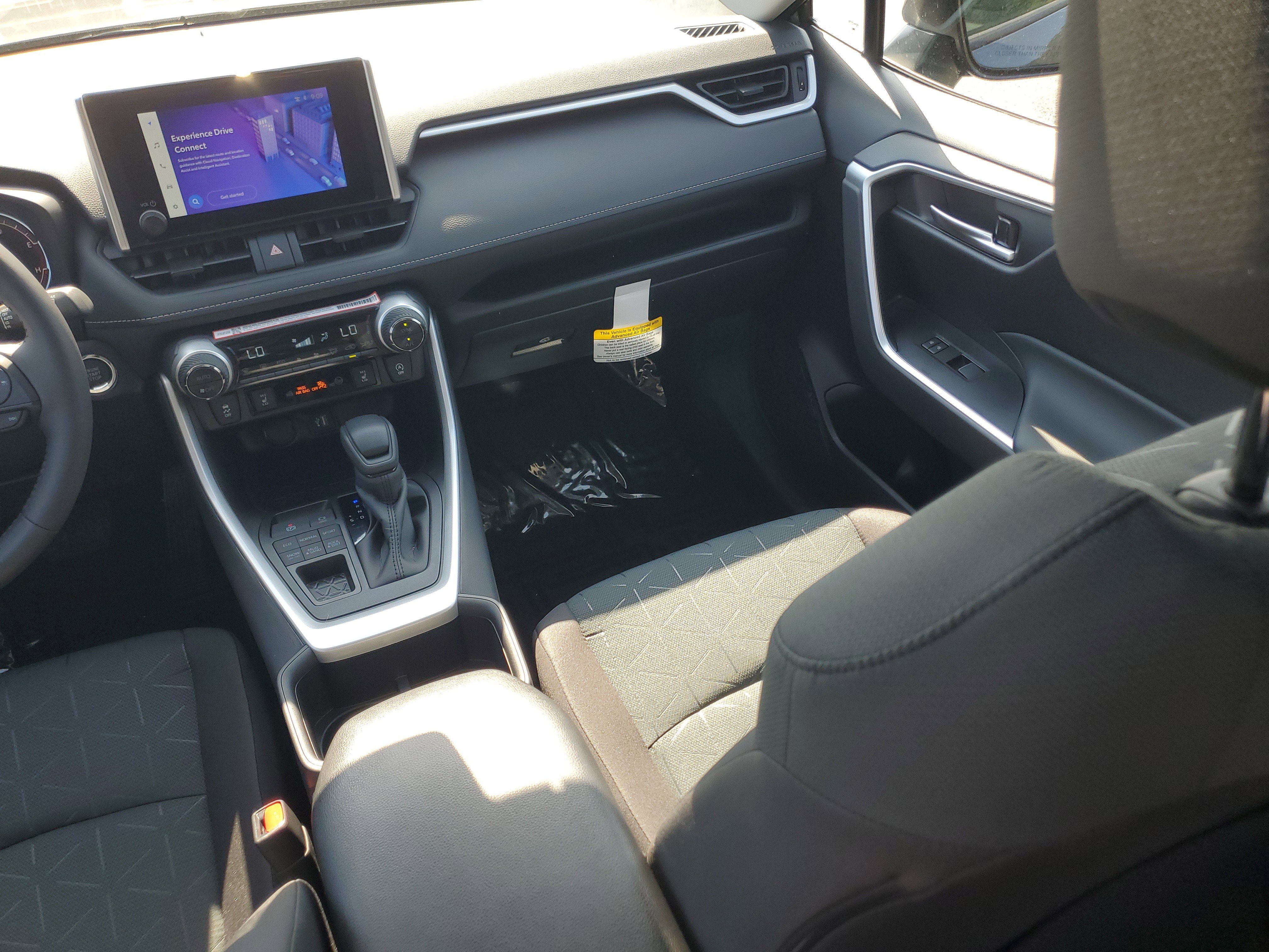 New 2025 Toyota RAV4 XLE image 16