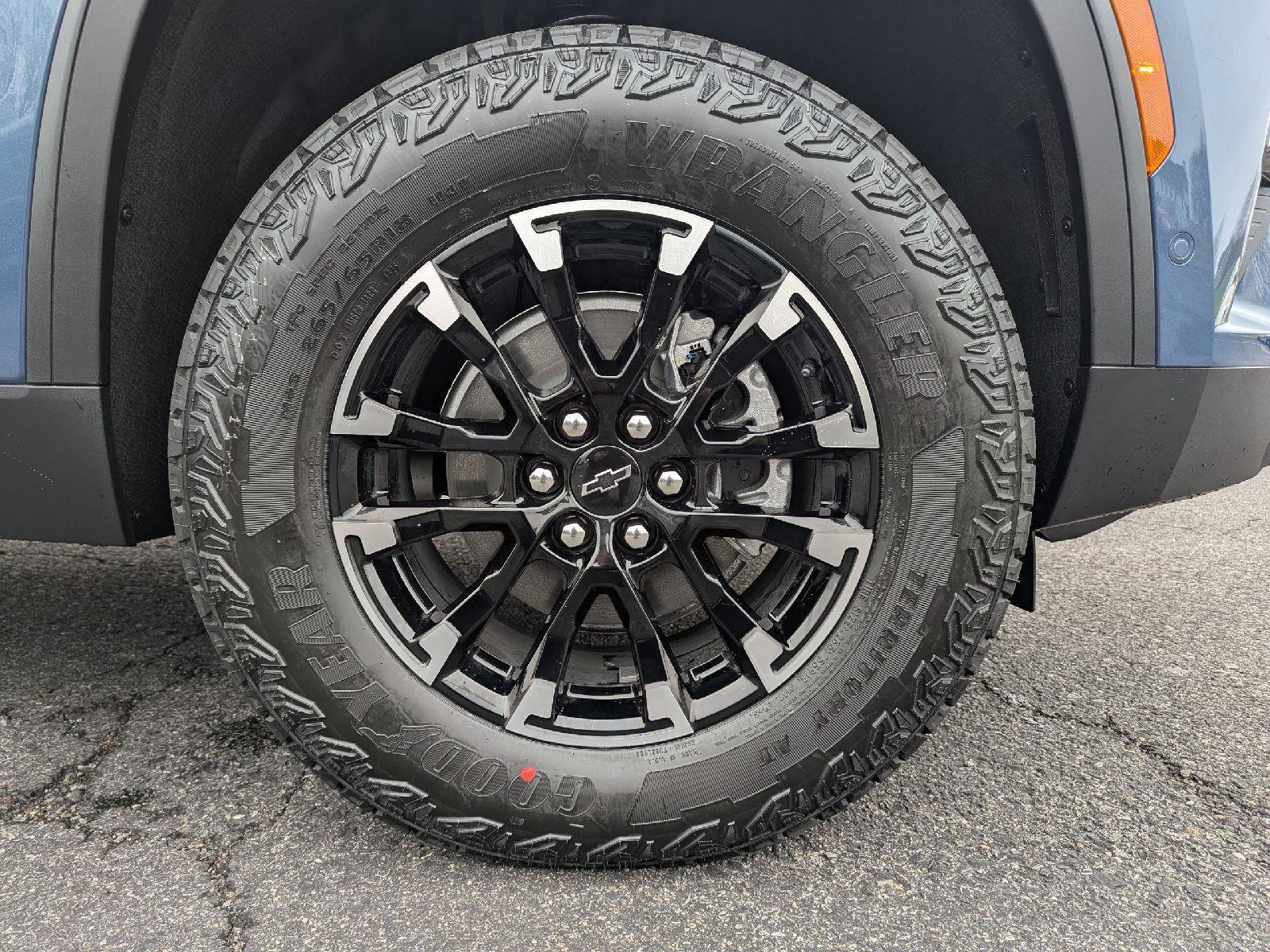 New 2026 Chevrolet Traverse Z71 w/ Enhanced Driving Package image 14