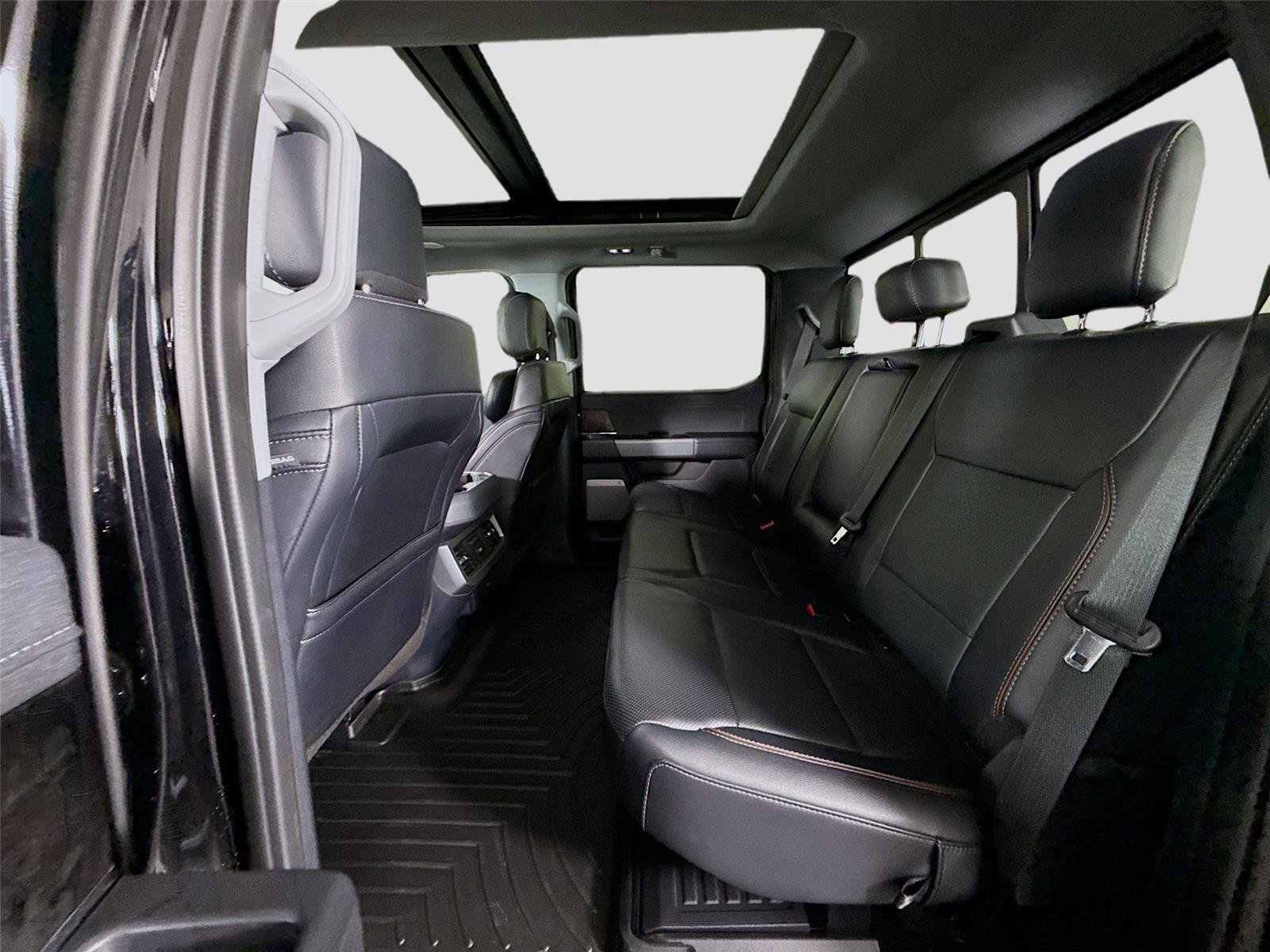 Used 2023 Ford F250 Lariat w/ Lariat Ultimate Package image 19