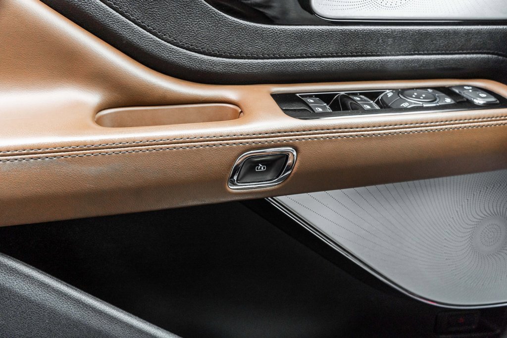 Used 2021 Lincoln Aviator Reserve w/ Equipment Group 202A image 18