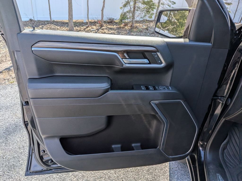 Used 2022 Chevrolet Silverado 1500 RST image 7