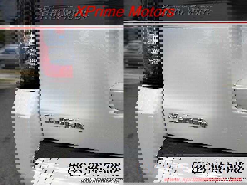 Used 2015 GMC Yukon Denali w/ Premium Package image 8