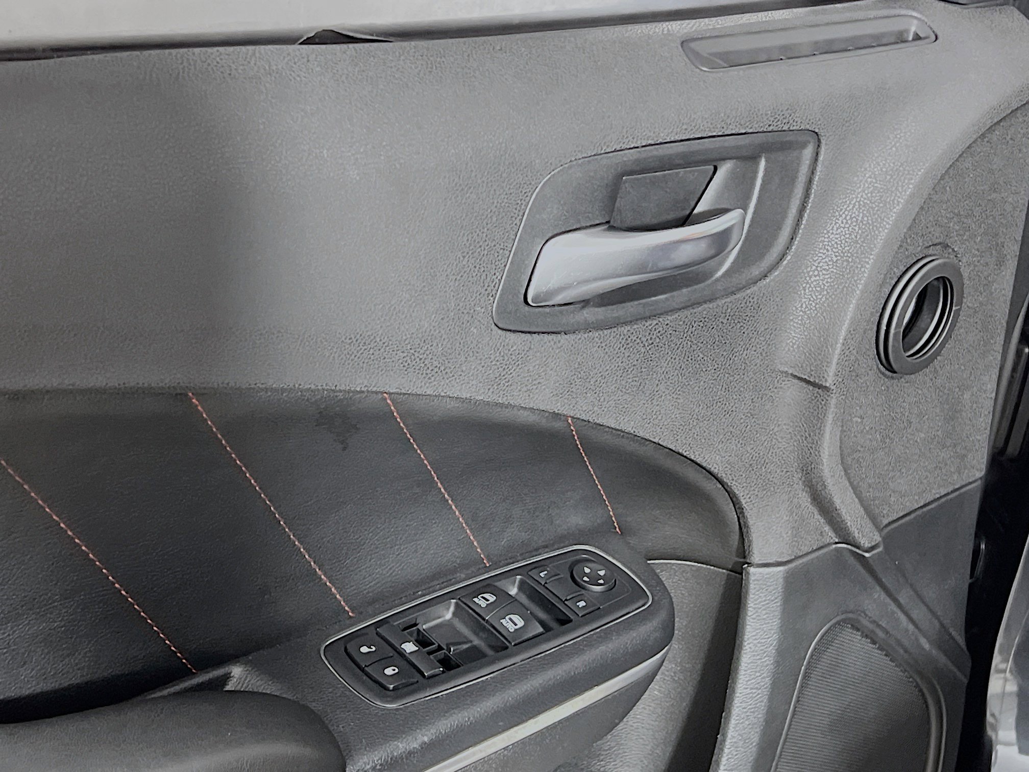 Used 2016 Dodge Charger R/T image 17