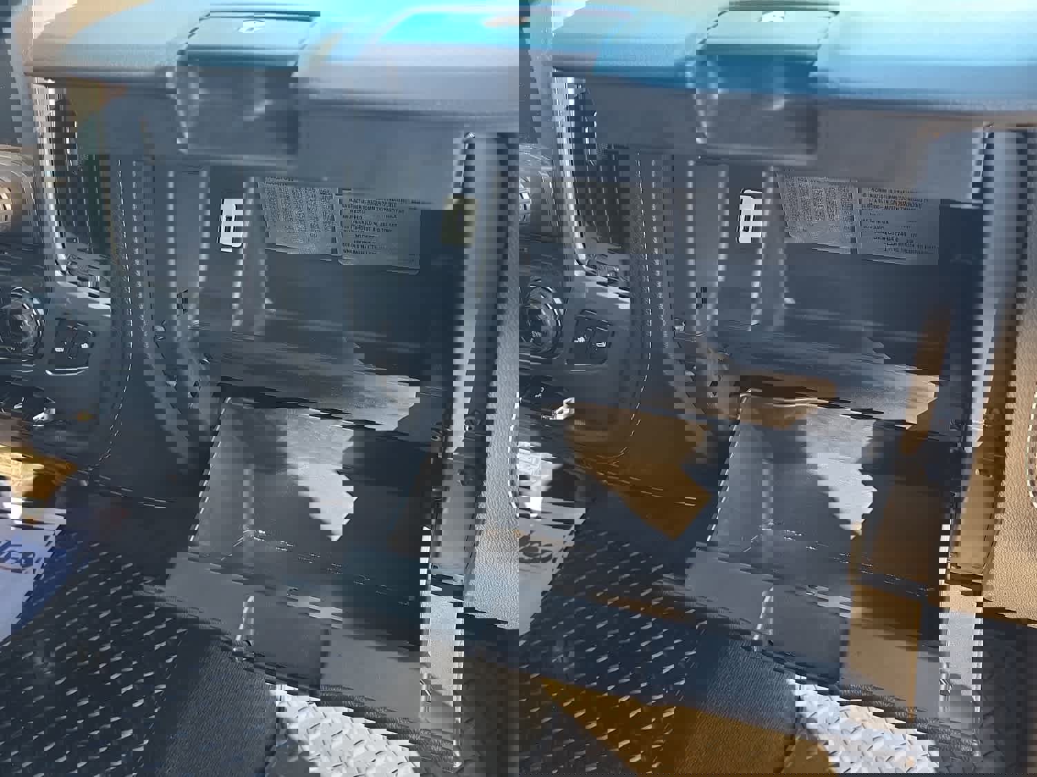 Used 2015 Chevrolet Silverado 1500 LTZ Z71 image 26