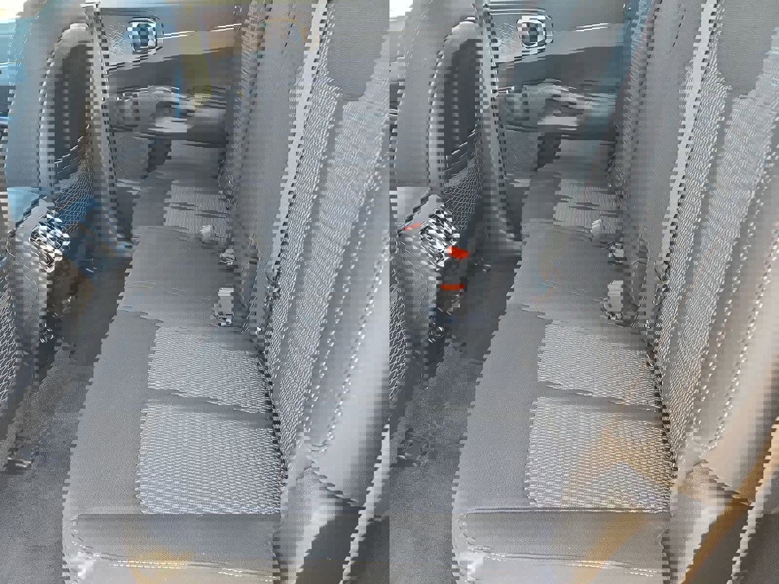 Certified 2025 Kia Sorento LX image 18