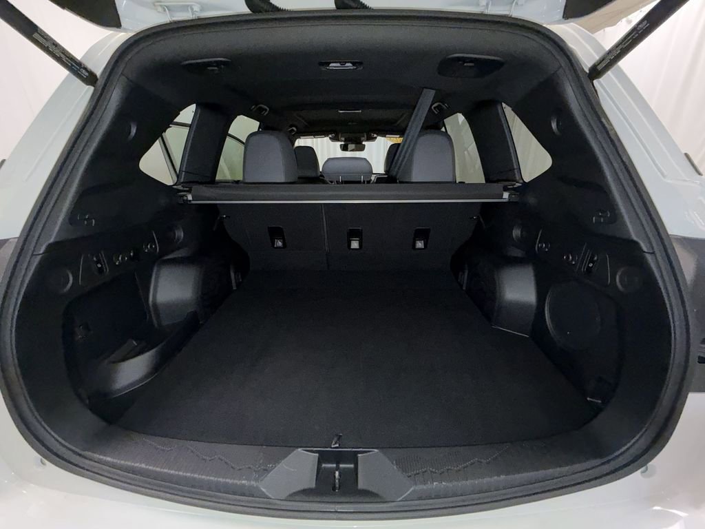 Certified 2025 Subaru Forester Limited image 17