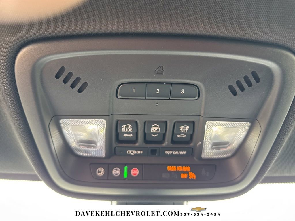 Used 2022 Chevrolet Traverse Premier image 12