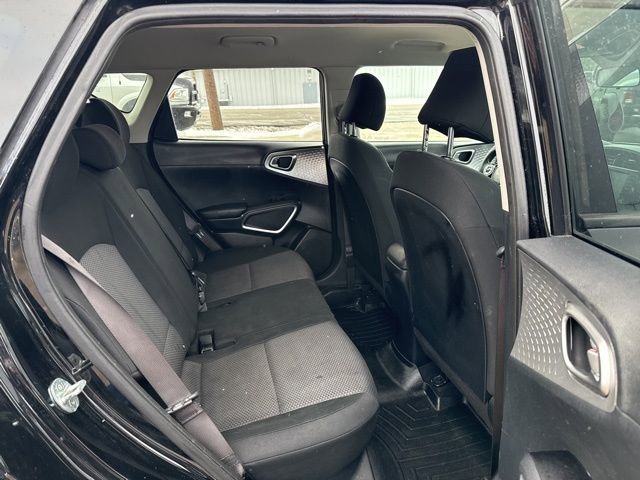 Used 2022 Kia Soul LX image 12