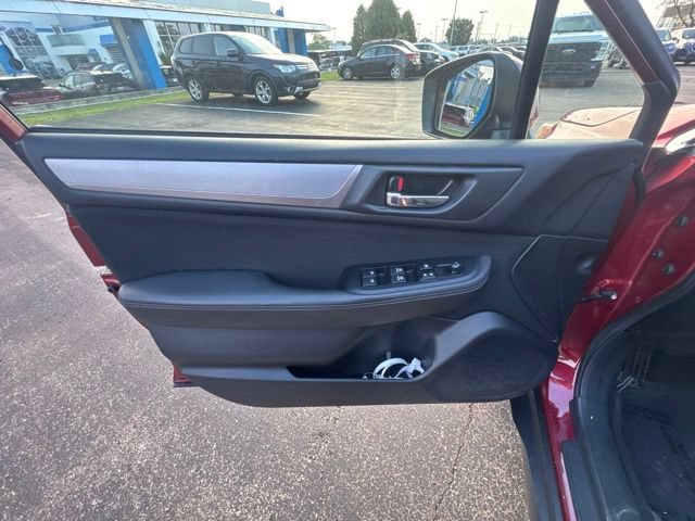 Used 2015 Subaru Outback 2.5i Premium AWD/4WD image 9