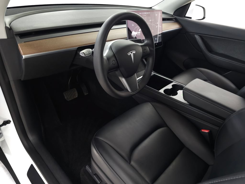 Used 2022 Tesla Model Y Long Range AWD/4WD image 16
