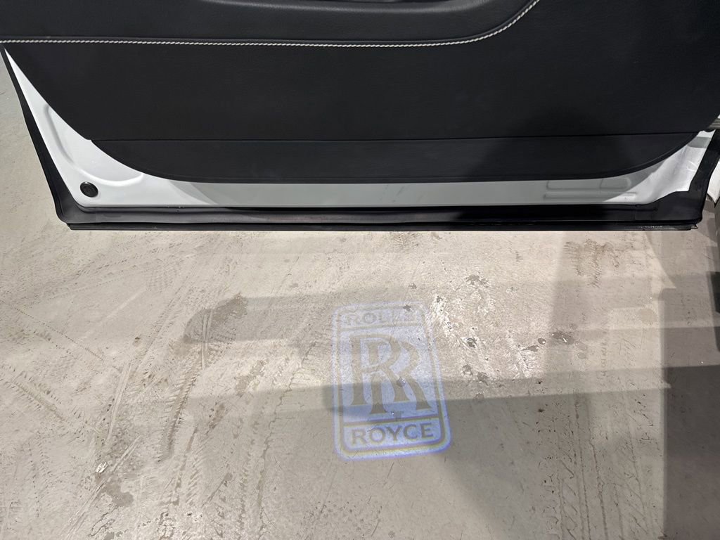 Used 2020 Rolls-Royce Cullinan image 27