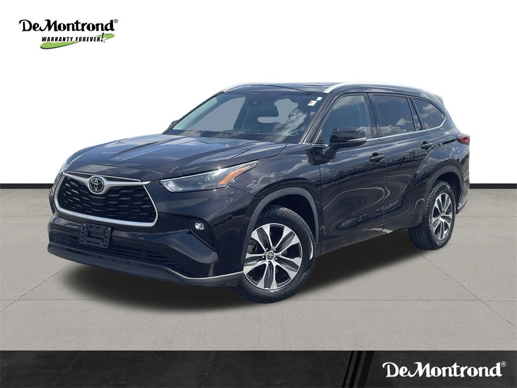 Used 2022 Toyota Highlander XLE