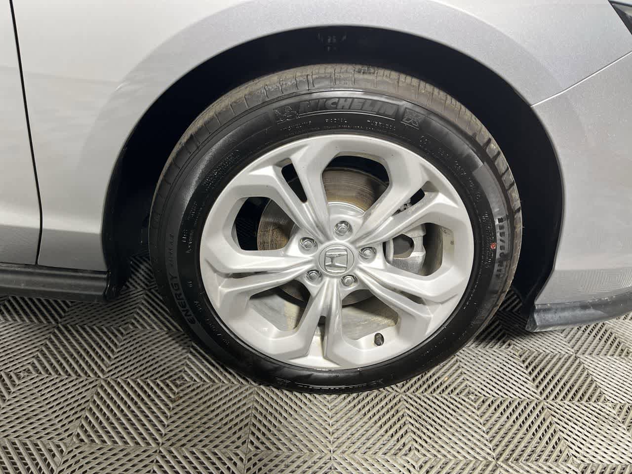 Used 2025 Honda Accord LX image 10