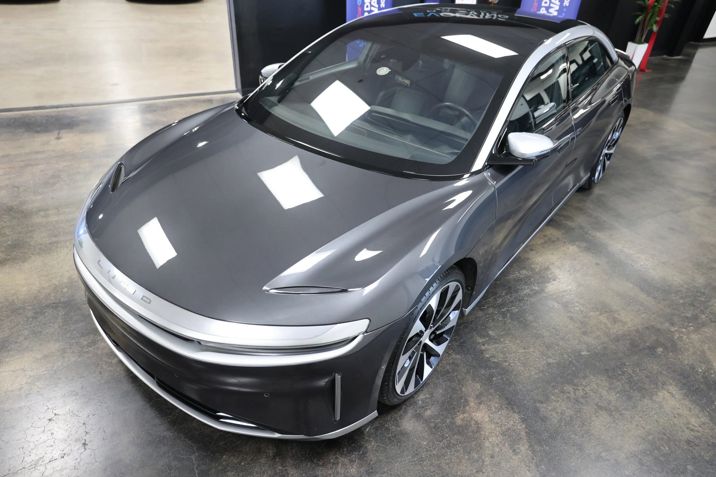 Used 2022 Lucid Air Grand Touring image 10