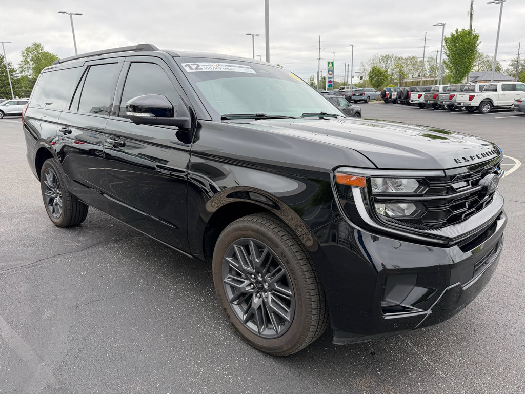 Used 2026 Ford Expedition Max Platinum w/ Stealth Appearance Package AWD/4WD image 4