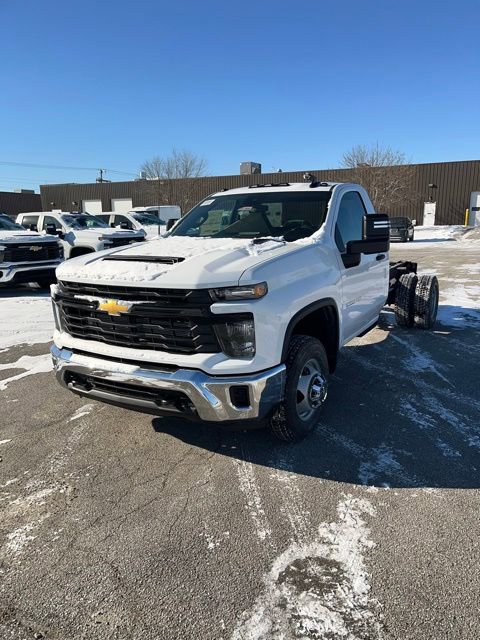 New 2026 Chevrolet Silverado 3500 W/T w/ WT Convenience Package image 3