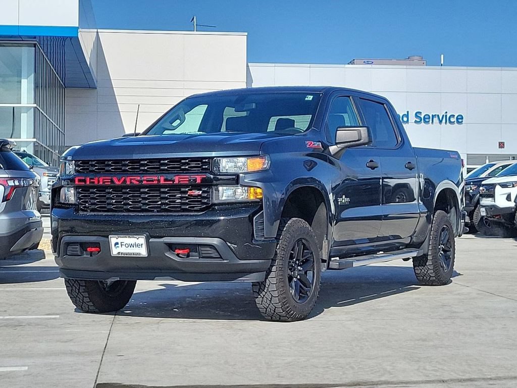 Used 2019 Chevrolet Silverado 1500 Custom Trail Boss w/ Custom Convenience Package AWD/4WD image 4