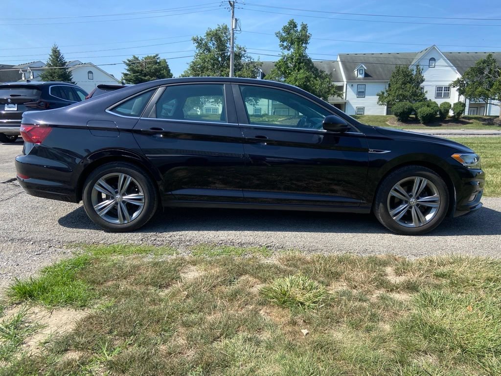 Used 2020 Volkswagen Jetta R-Line w/ R-Line Cold Weather Package FWD image 6