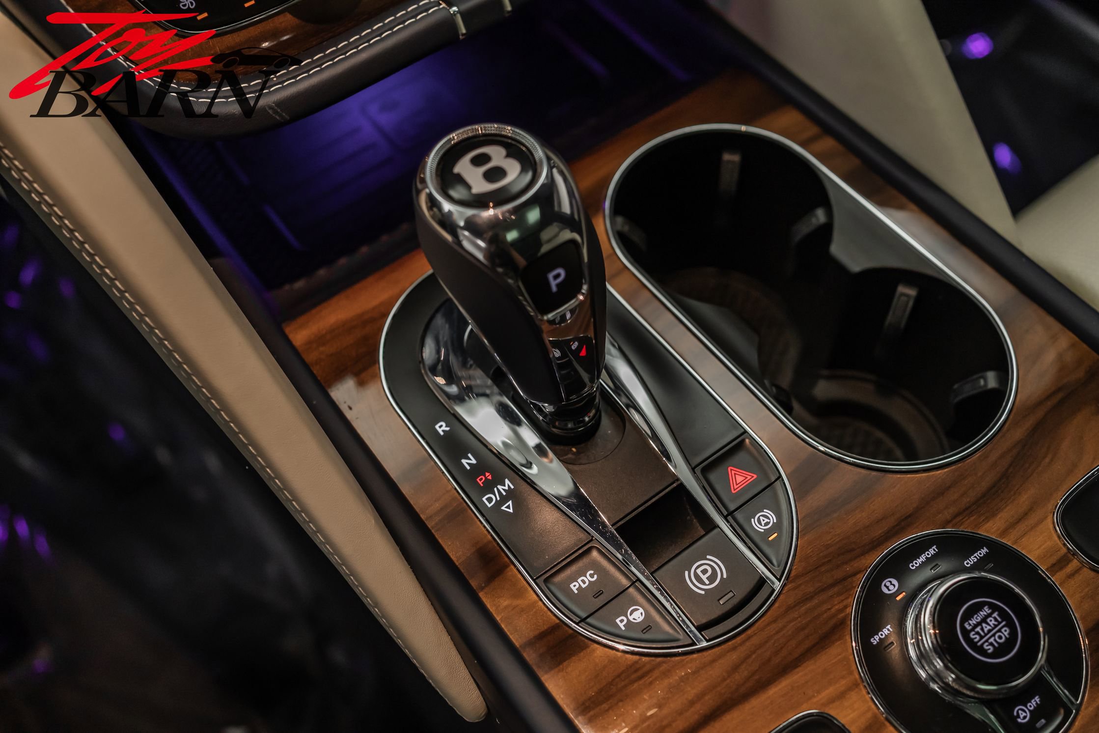 Used 2021 Bentley Bentayga image 45