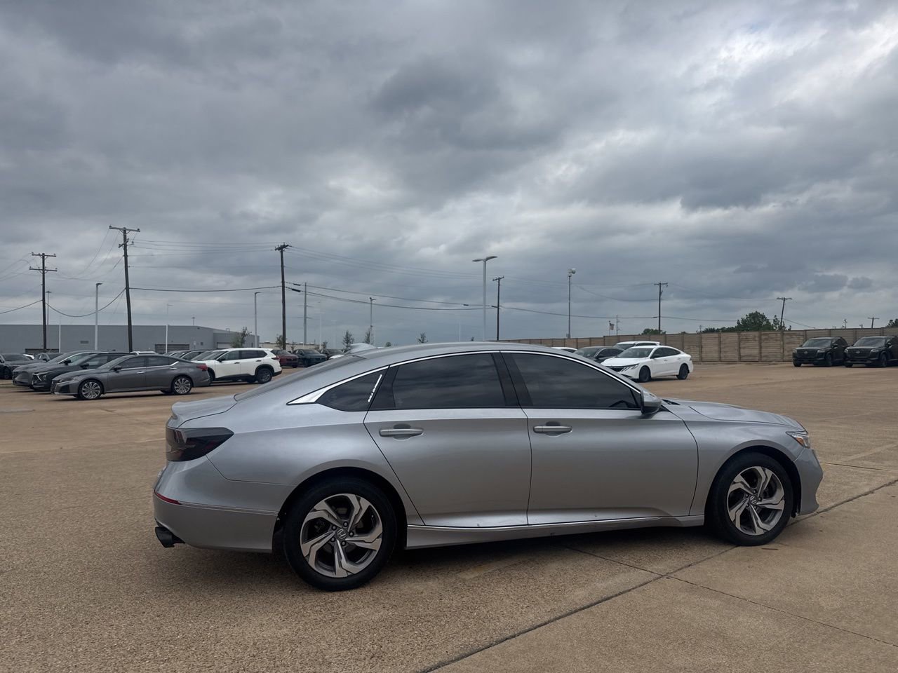 Used 2019 Honda Accord EX image 25